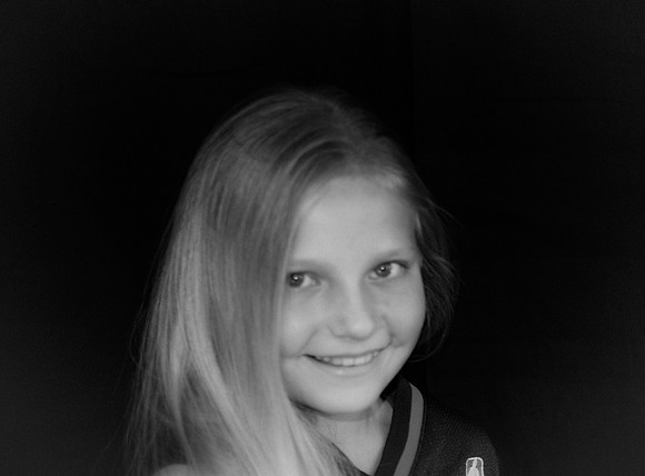 Hillcrest 4th Grade Hollywood Portraits-205
