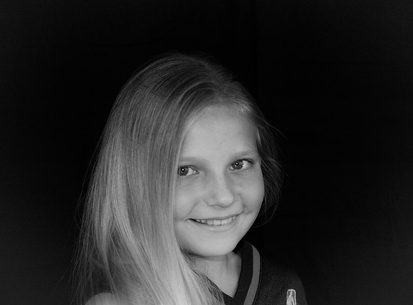 Hillcrest 4th Grade Hollywood Portraits-204