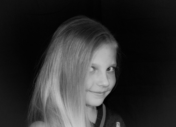 Hillcrest 4th Grade Hollywood Portraits-203