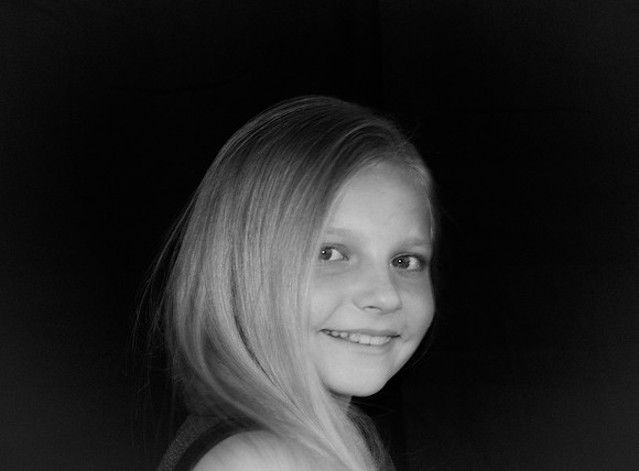 Hillcrest 4th Grade Hollywood Portraits-201