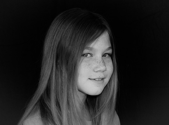 Hillcrest 4th Grade Hollywood Portraits-96