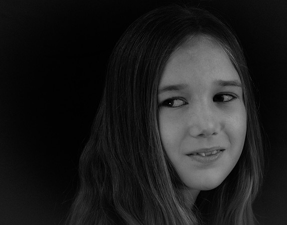Hillcrest 4th Grade Hollywood Portraits-157