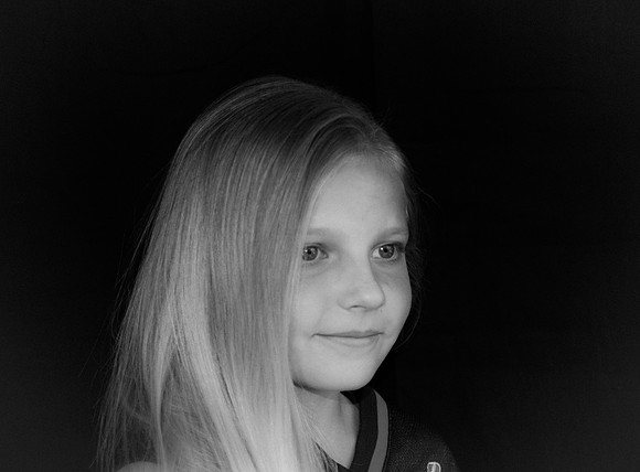 Hillcrest 4th Grade Hollywood Portraits-202